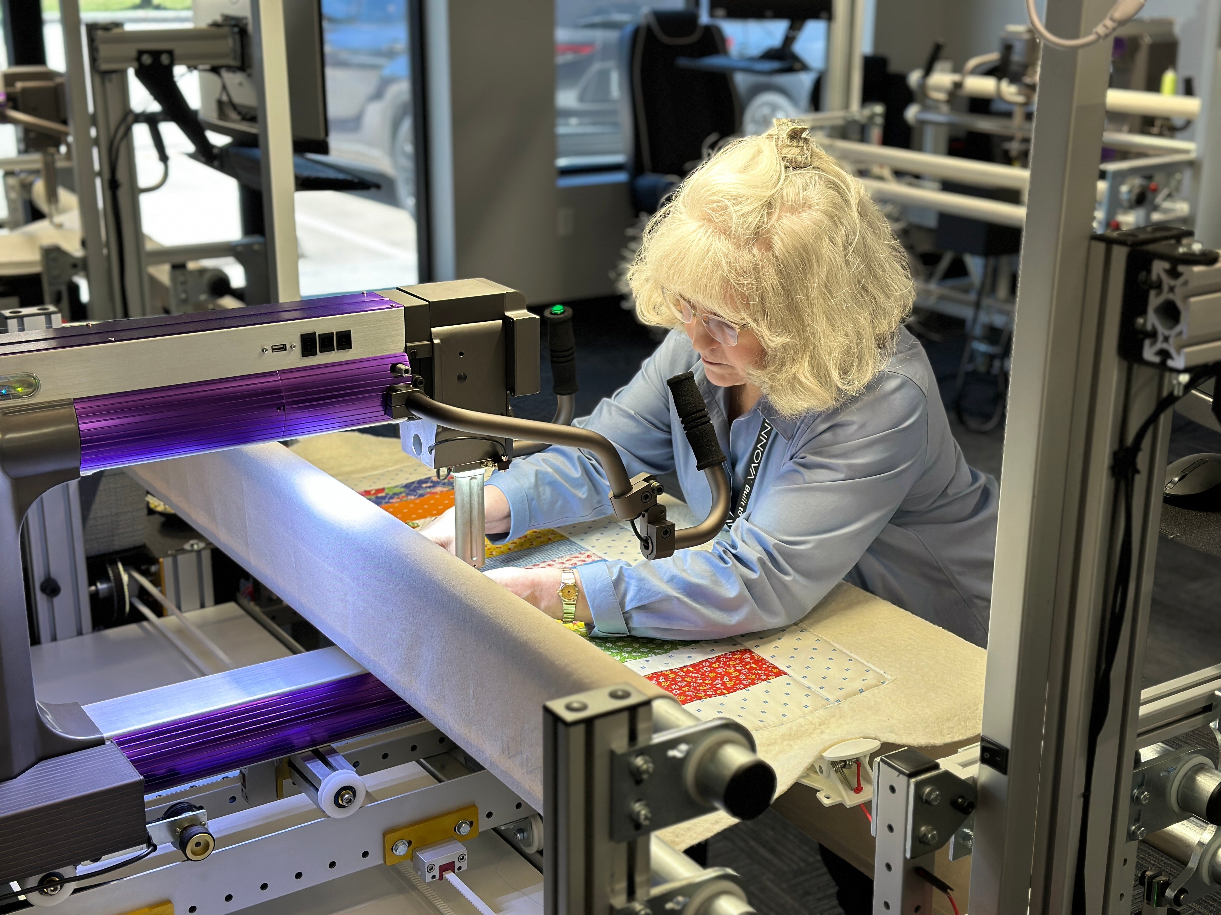 INNOVA Longarm University | Autopilot Mach 3 Quilting Workshop